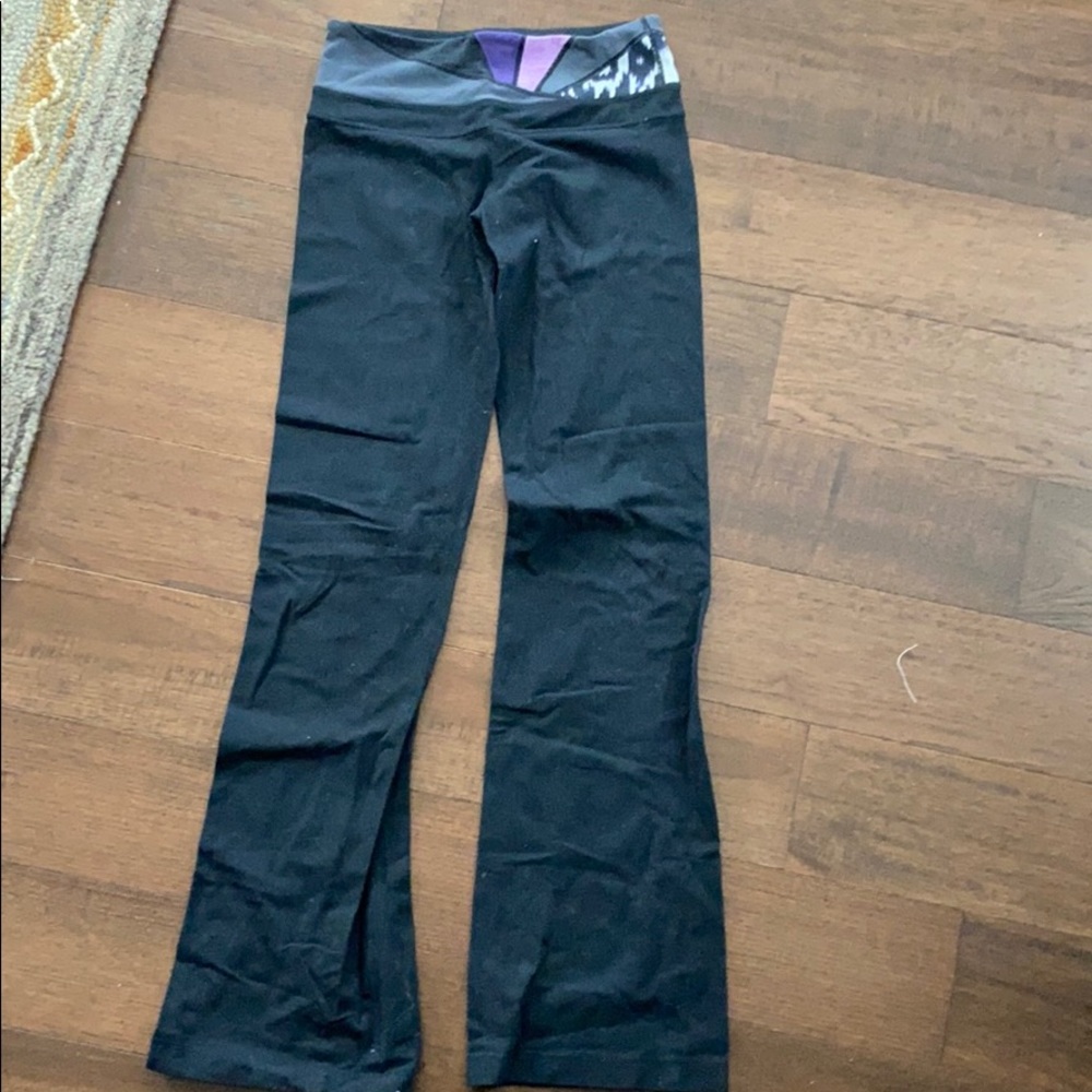 Lululemon yoga pants